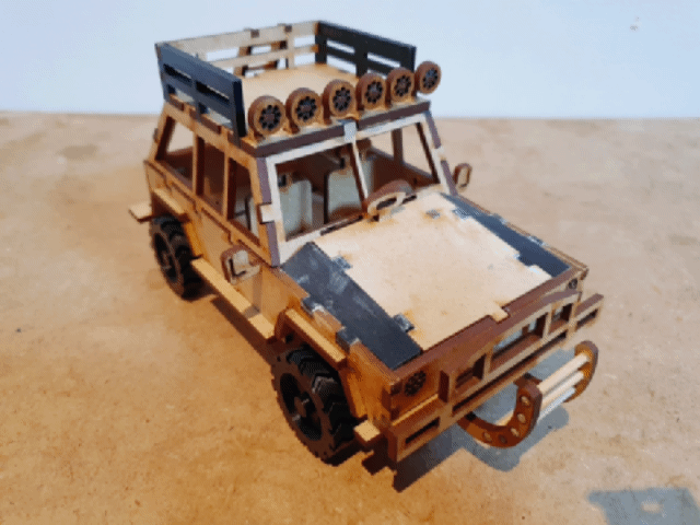 Wood Toy: SUV(버전 3)