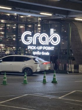 Grab PICK-UP POINT
