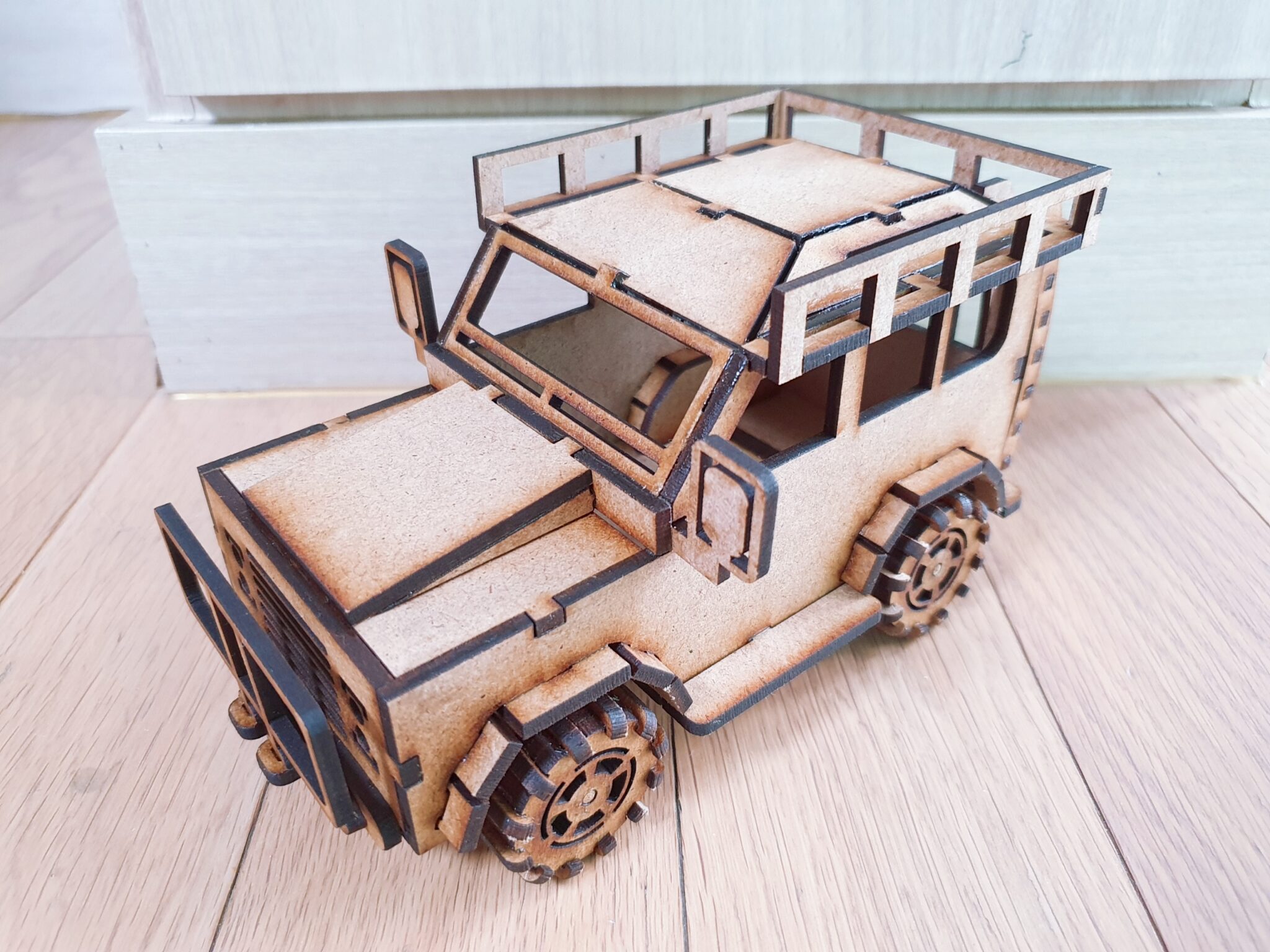 [Things]MDF로 만든 Wood Toy: SUV(버전 1)